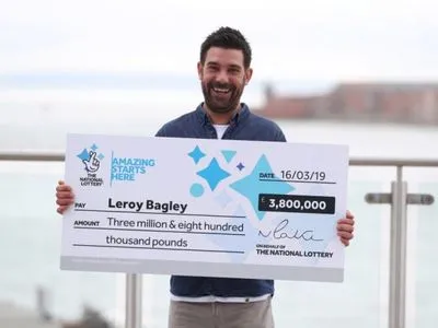Інженер в Англії виграв 5 млн дол. у лотерею