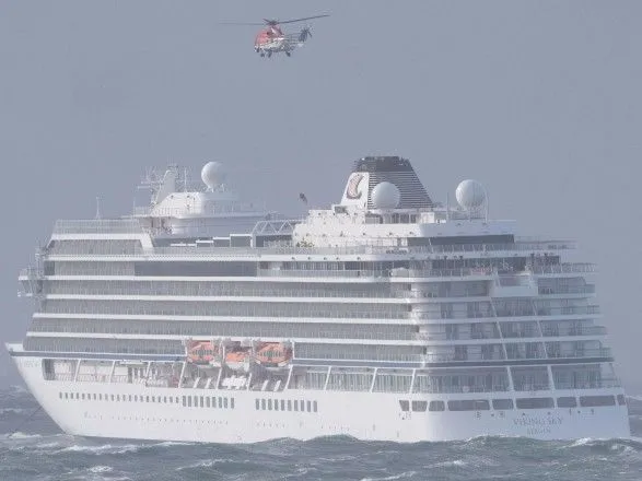 У Норвегії оголосили про евакуацію 1300 осіб із круїзного лайнера