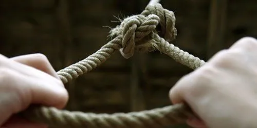 В Житомирской области 16-летняя девушка покончила жизнь самоубийством