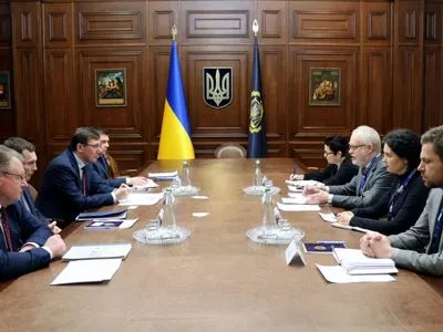 Генпрокурор провел встречу с представителями миссии ОБСЕ по наблюдению за выборами