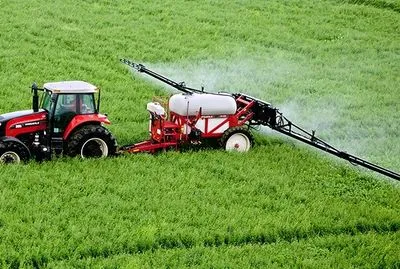 В Одесской области у фермерского хозяйства украли более тысячи литров средства защиты растений