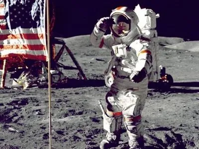 Експедиція на Місяць можлива протягом п'яти років - віце-президент США