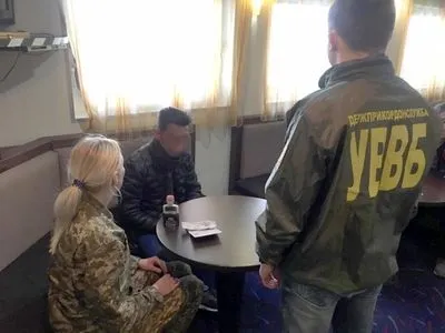 Иностранец пытался за 50 долларов незаконно попасть в Украину