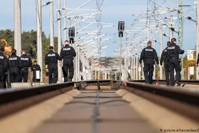 Немецкая полиция расследует четыре попытки теракта на железной дороге