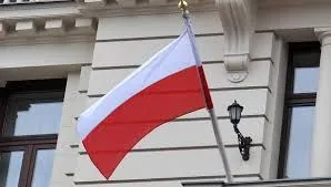 В Польше предложат закрепить в конституции членство страны в ЕС