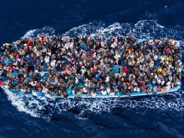 С 2015 года ЕС помог спасти почти 730 тысяч беженцев в Средиземном море