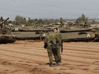 Ізраїльські танки відкрили вогонь по сектору Газа у відповідь на ракетний обстріл