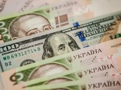 НБУ зміцнив курс гривні: долар подешевшав на 22 копійки