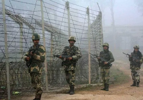 В результате перестрелки на границе Индии и Пакистана погибли 7 человек