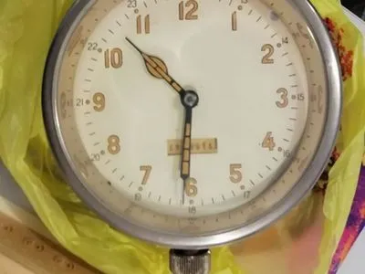 В аеропорту "Бориспіль" виявили радіаційний корабельний годинник