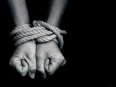 У минулому році в Україні від торгівлі людьми потерпіло понад 200 осіб
