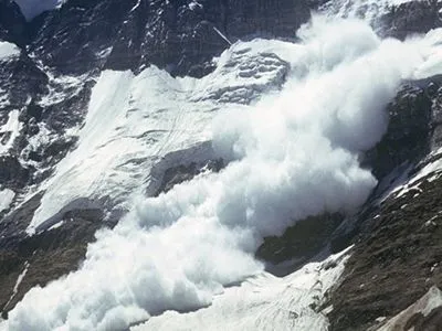В Карпатах существует опасность схода лавин