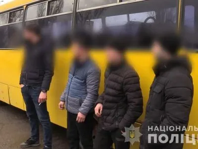 В Киеве разоблачили 9 иностранцев-нелегалов