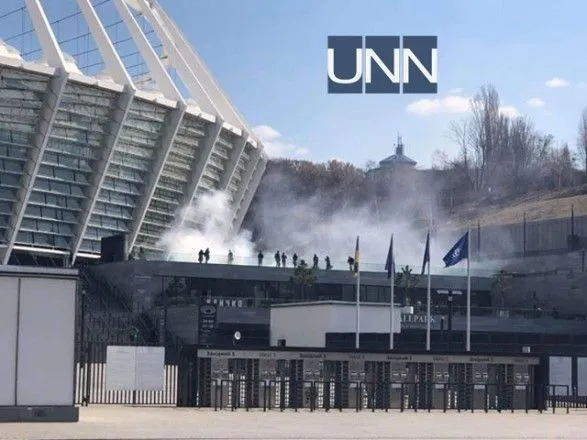 Стало известно причину появления дыма на стадионе "Олимпийский"