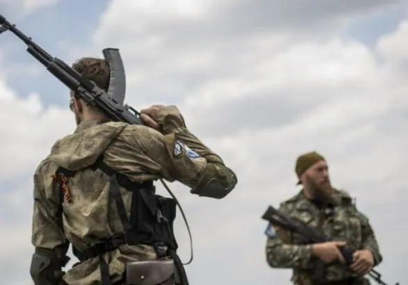 На Донбассе с начала суток семь вражеских обстрелов