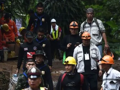 Рятувальники давали заблокаваним у печері в Таїланді дітям кетамін для порятунку