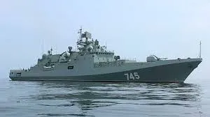 Російський фрегат провів артилерійські навчання в Чорному морі