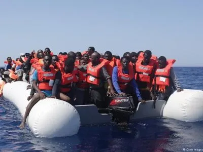 Франція звинуватила НКО в пособництві перевізникам мігрантів з Африки