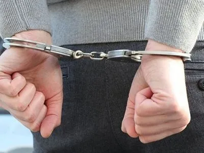 Мужчину приговорили к 10 годам за изнасилование падчерицы