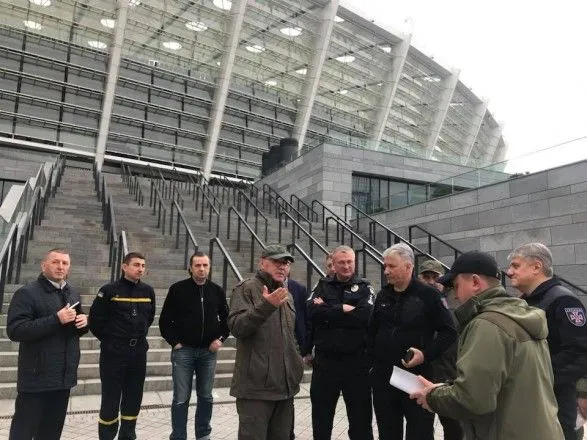 Дебати на "Олімпійському": поліція готується забезпечувати порядок на стадіоні