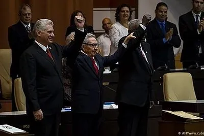 На Кубі почала діяти нова конституція