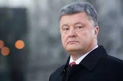 Порошенко заявив, що 19 разів санкціонував режим тиші на Донбасі