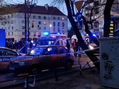 Невідомий у масці вбив перехожого в центрі Варшави