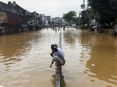 В Индонезии от наводнения пострадало более 24 тысяч человек