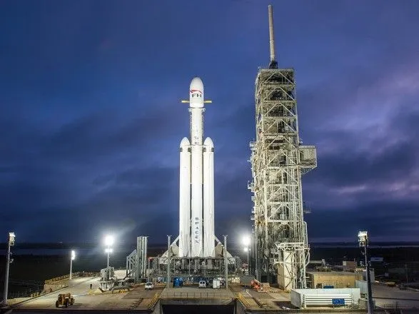 У SpaceX‏ відклали запуск ракети Falcon Heavy