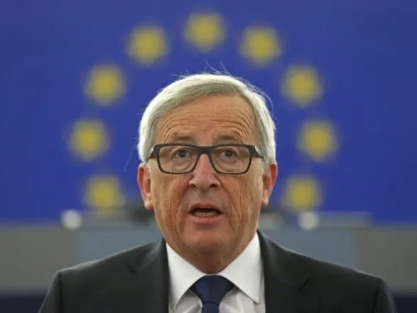 Юнкер предупредил, что покинет саммит ЕС по Brexit 31 октября ровно в полночь