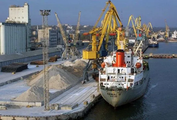 Морские порты Украины в первом квартале этого года увеличили перевалку на 4,1 млн тонн