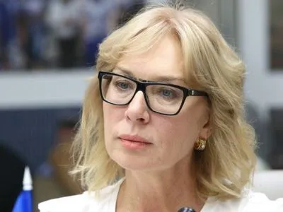 Денисова едет в Москву на суд к пленным морякам