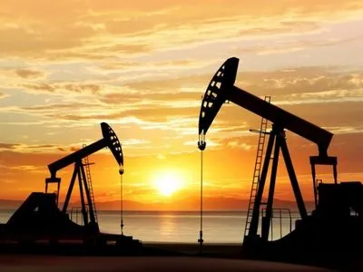 Ціни на нафту продовжили зростання