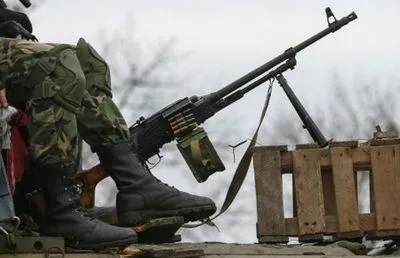 День в ООС: враг четыре раза обстреливал позиции украинских военных