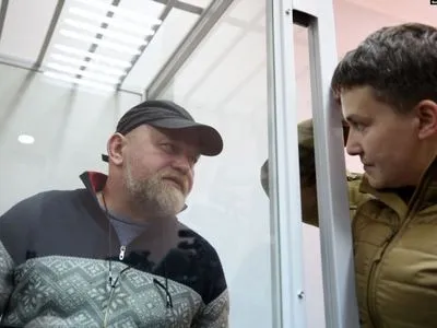 Надежду Савченко выпустили из-под стражи в зале суда - сестра