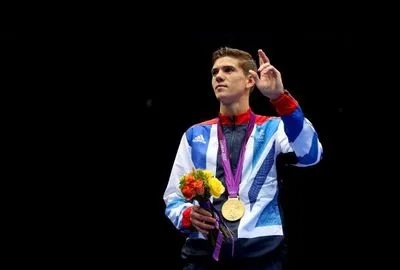Олімпійський чемпіон викликав на двобій Ломаченка