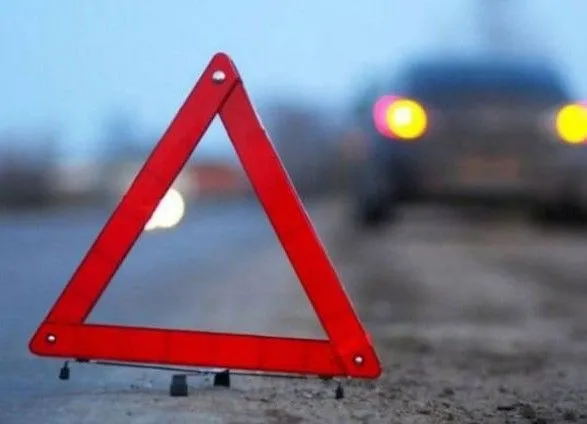 Микроавтобус съехал в кювет во Львовской области, есть пострадавшие