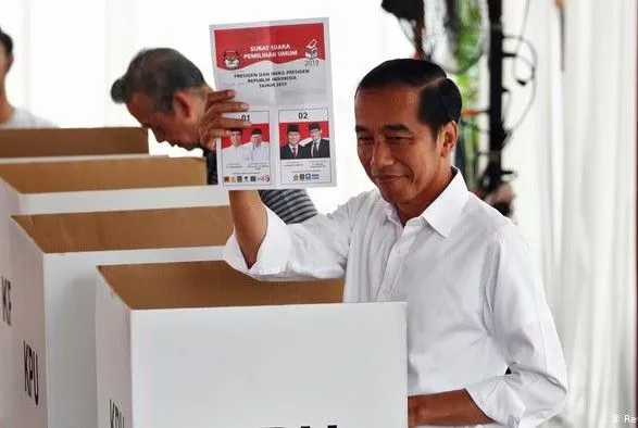 Екзит-поли: на виборах в Індонезії лідирує чинний президент