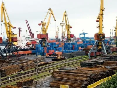 Морський вантажопотік в Україні з початку року зріс на 12%