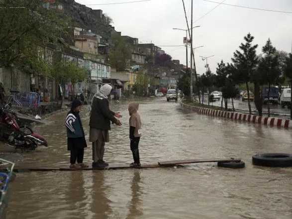 На столицу Афганистана обрушилось наводнение, есть жертва
