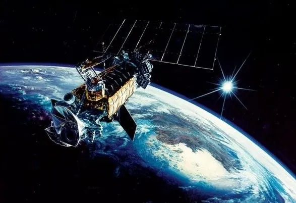 В 2018 году на околоземной орбите разрушились восемь спутников