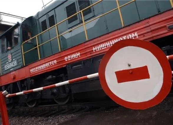 В Росії автобус зіткнувся з локомотивом