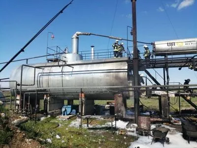 В Николаевской области горел завод, 5 работников получили ожоги