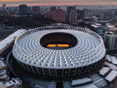 У Порошенко объяснили установление сцен на "Олимпийском"