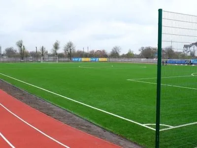 В Днепропетровской области открыли футбольное поле европейского образца