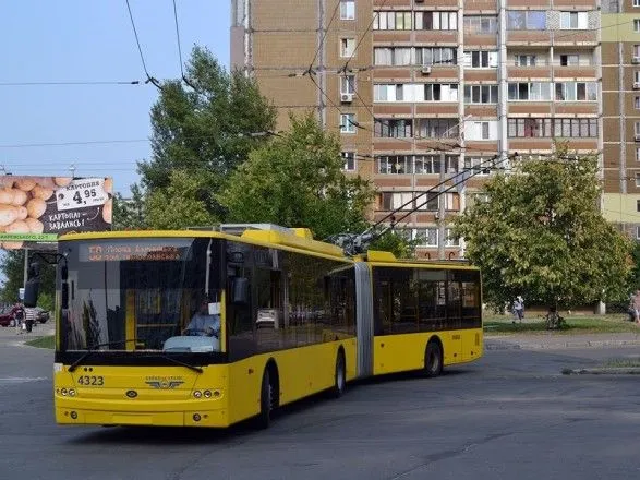 Вранці 18 квітня у Києві зміниться рух тролейбусів