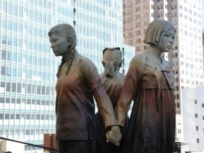 У Нью-Йорку долають нерівність між пам'ятниками жінкам та чоловікам