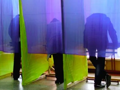 ЦИК: украинцы сознательно портили бюллетени в первом туре выборов