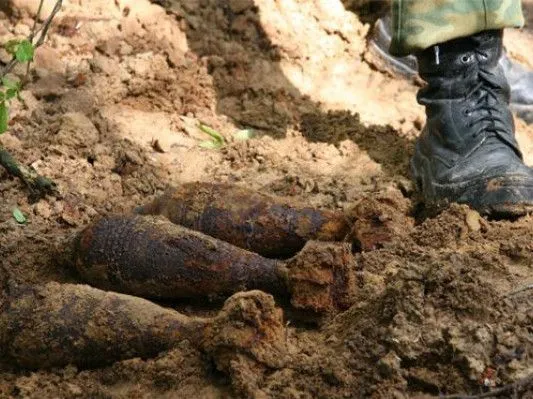 На Прикарпатье за сутки уничтожено более 20 взрывоопасных предметов