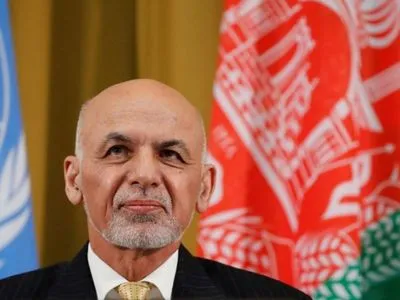 Суд Афганістану дозволив Гані бути президентом довше визначеного терміну